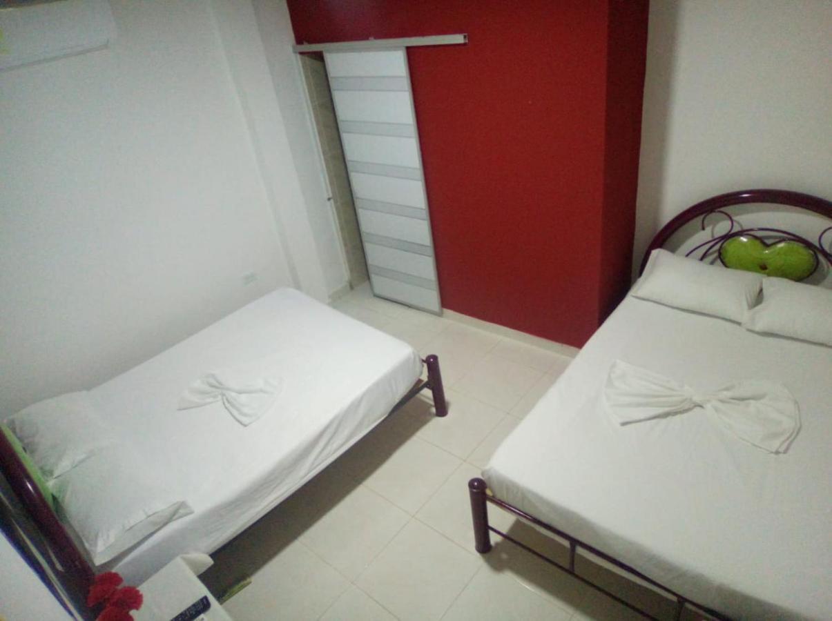 Hostal Sarita Villavieja Ngoại thất bức ảnh