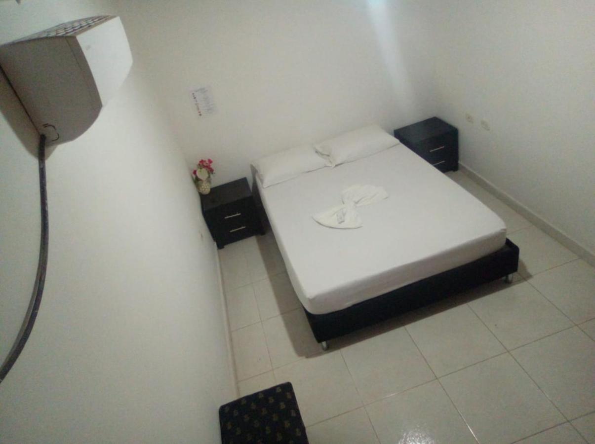 Hostal Sarita Villavieja Ngoại thất bức ảnh